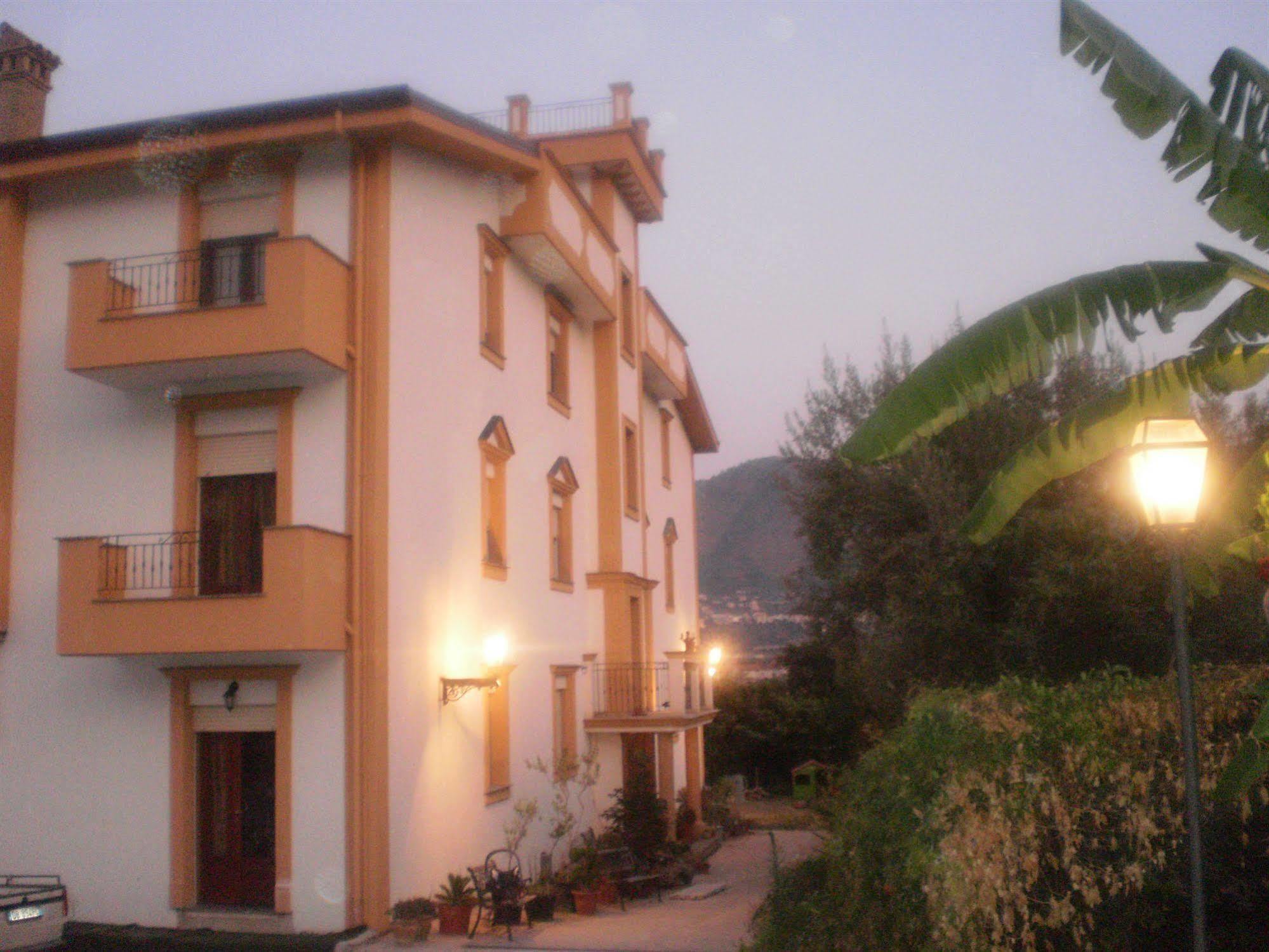 Rocca Di Monreale Bed & Breakfast Eksteriør bilde